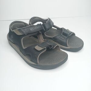 Columbia boys sandals size 2